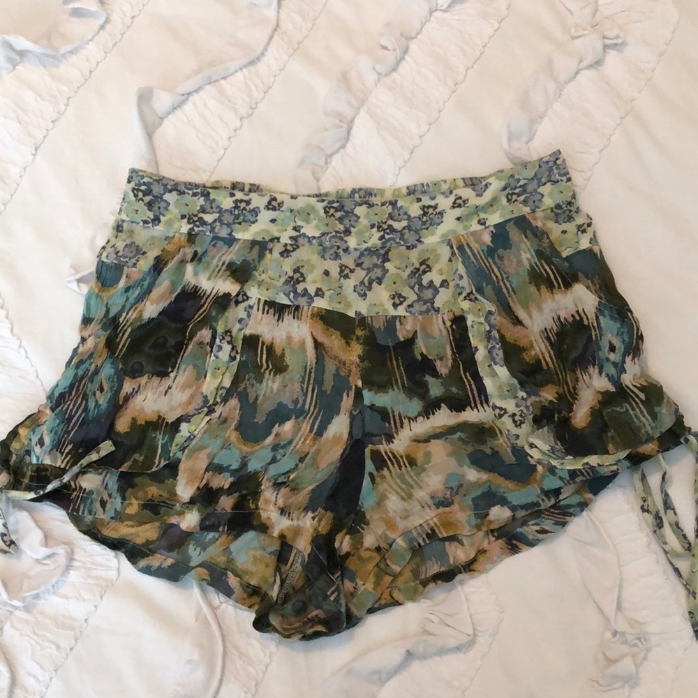 Free people Flowy shorts